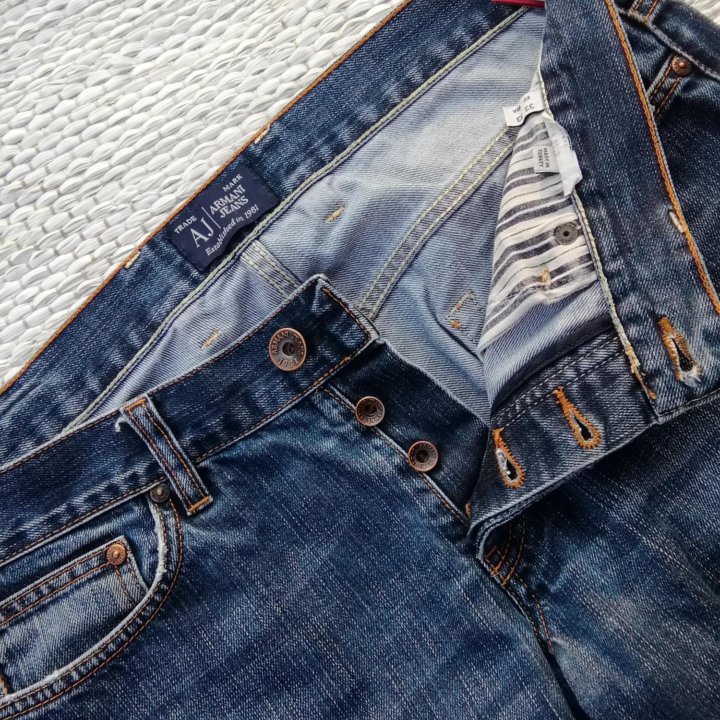 Джинсы Armani Jeans