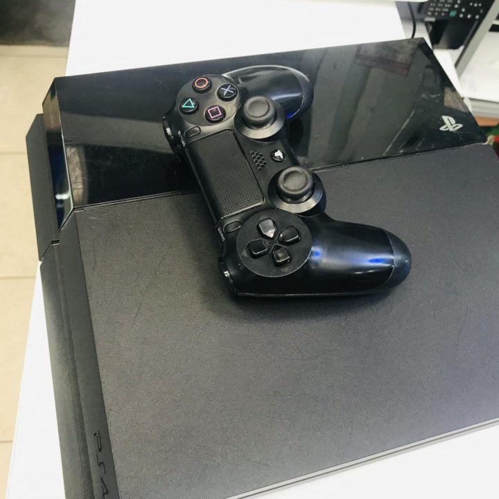 Sony PlayStation 4