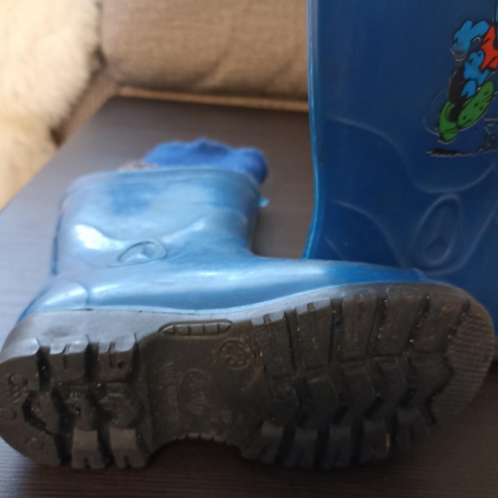 Резиновые сапоги