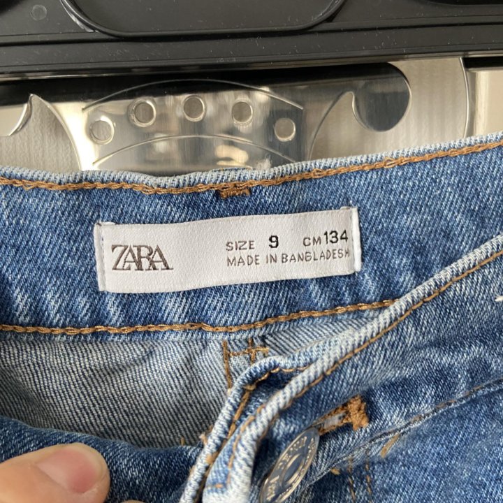 Джинсовые шорты Zara 9/134