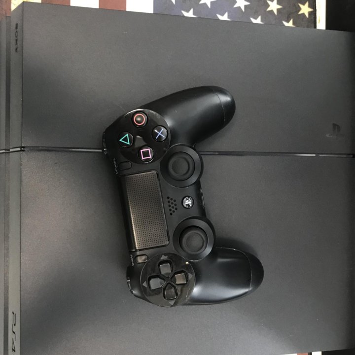 Sony PlayStation 4