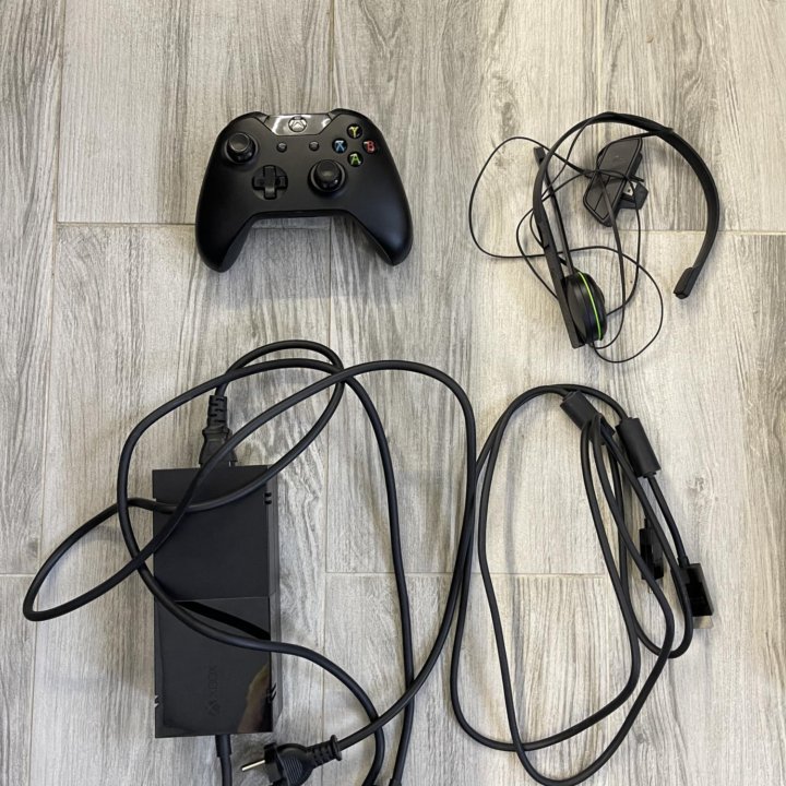 Xbox One 500 gb (SSD)