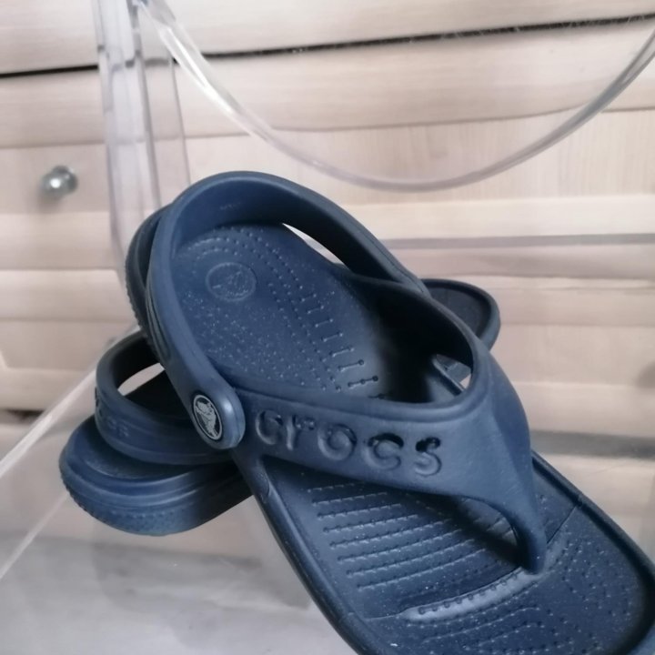 Crocs