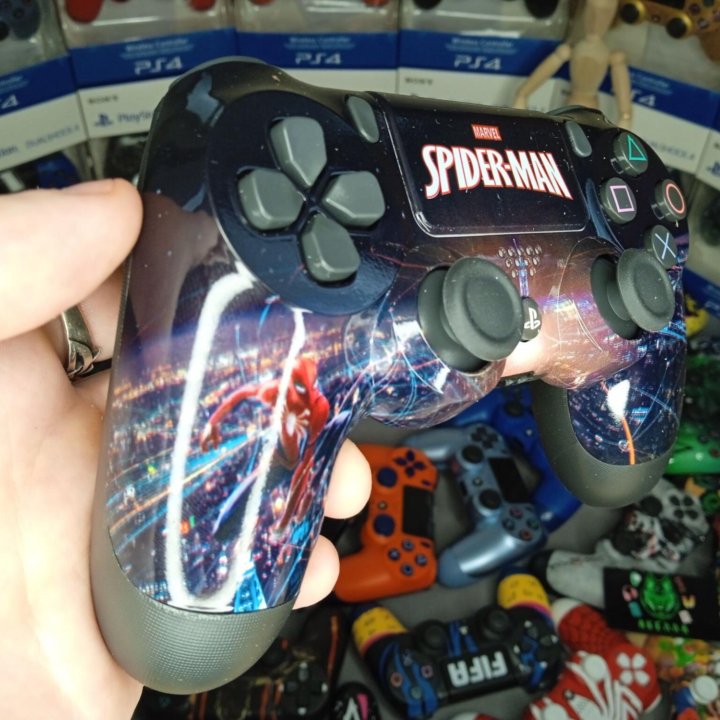 ГеймпадDualShock 4