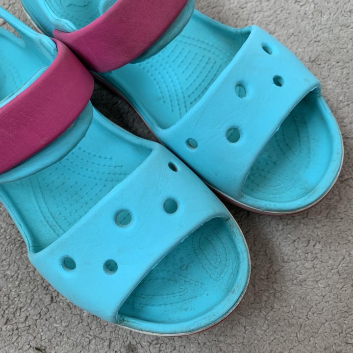 Crocs J2
