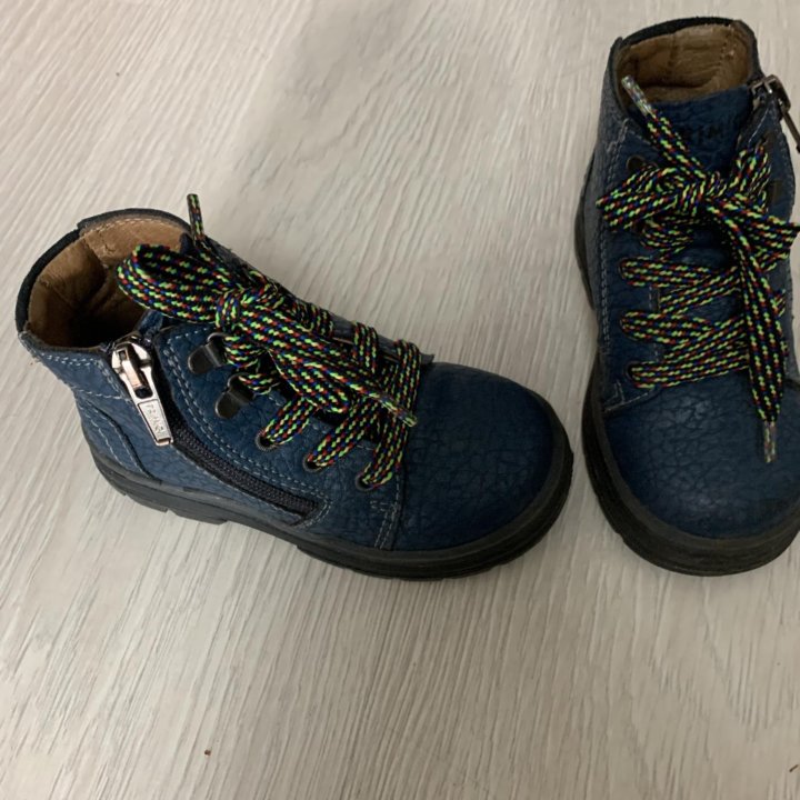 Ботинки демисезонные