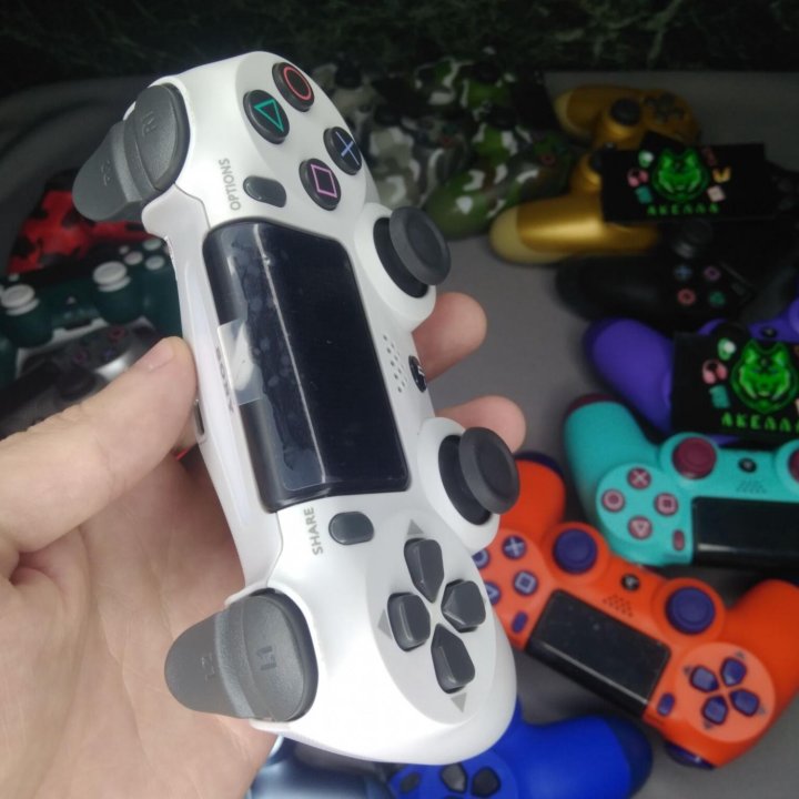 ГеймпадDualShock 4