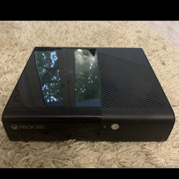 XBOX 360 E