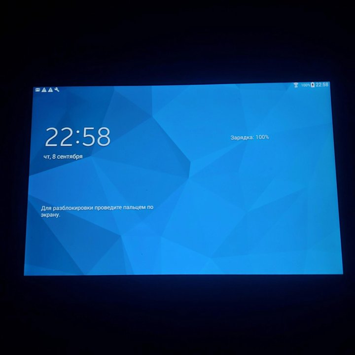 Планшет Samsung Tab 4 SM-T530