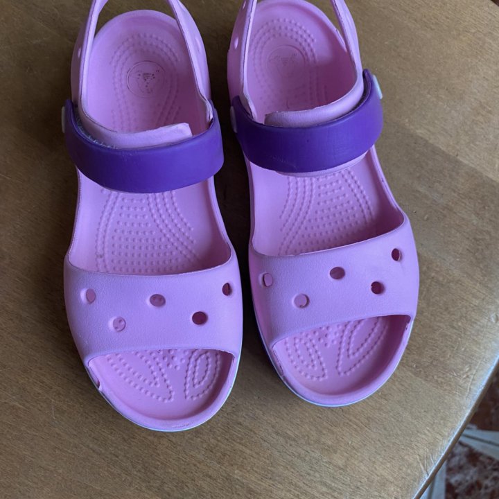 Сандали crocs j1