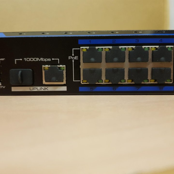 Switch STP-811Pv2