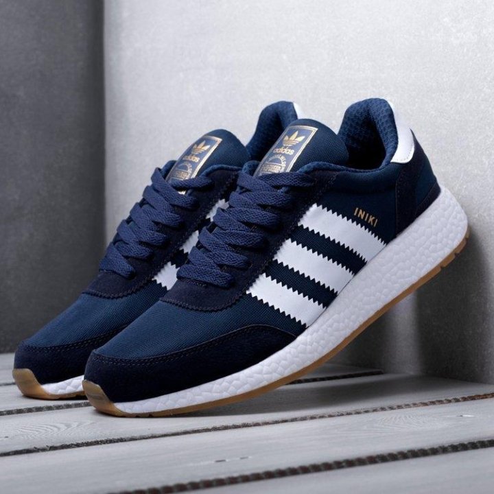 Кроссовки Adidas Iniki Runner Boost