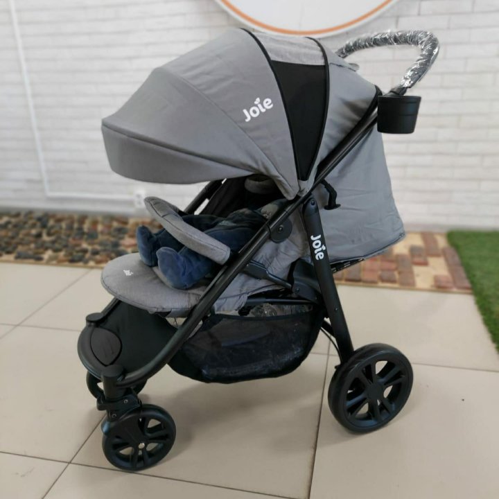 Коляска прогулочная Joie Litetrax 4 DLX