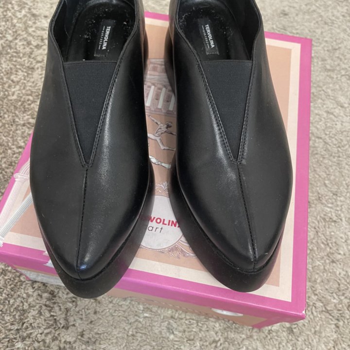 Лоферы кожа