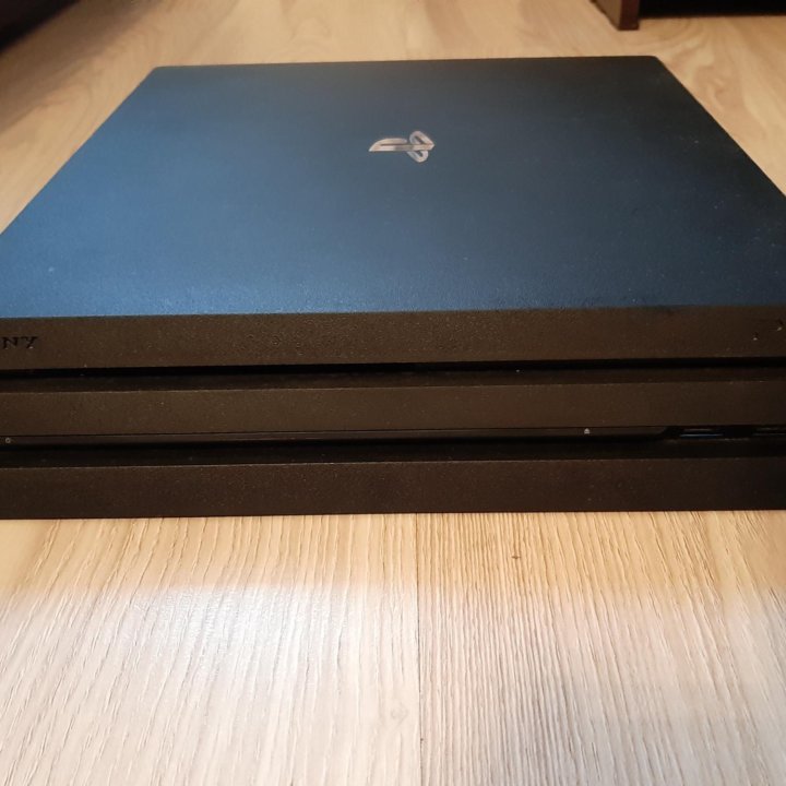 PS4 PRO