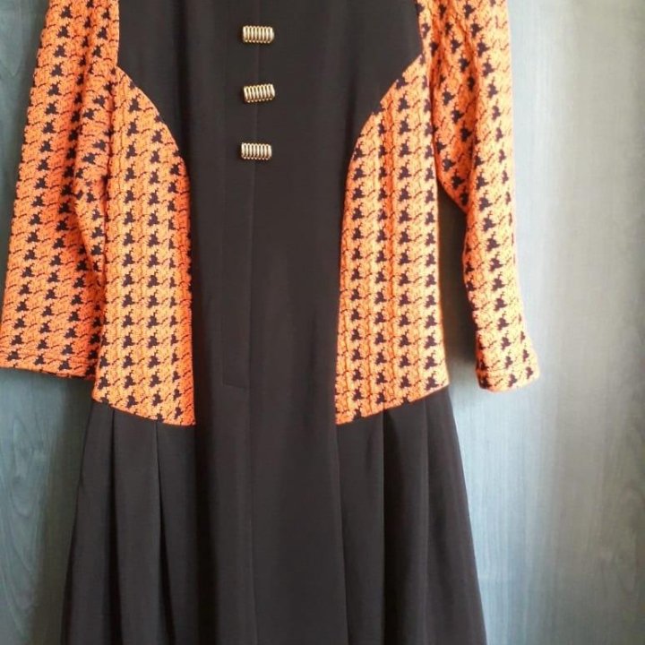 Платье женское