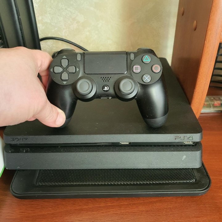 Sony PlayStation 4slim