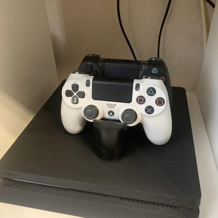 PS4 slim