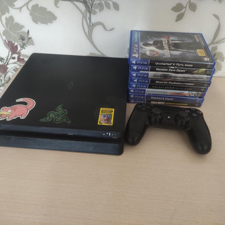 PlayStation 4 Slim