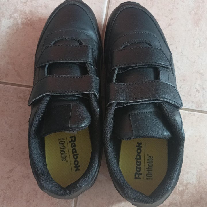 Кроссовки Reebok