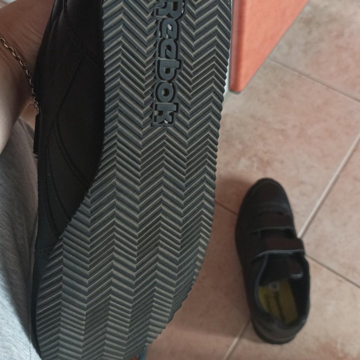 Кроссовки Reebok