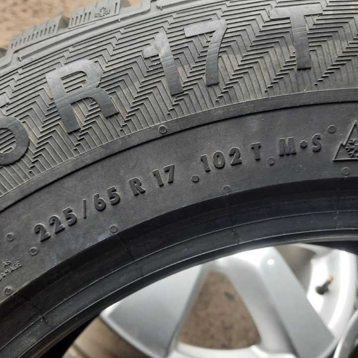 225/65R17 Gislaved NordFrost 100 SUV (Лот №5253)