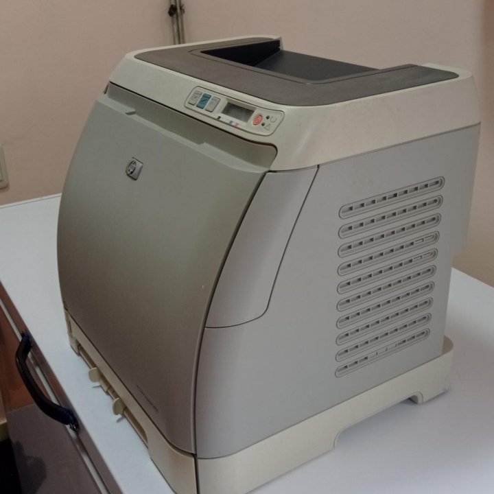 Продам принтер HP2605 ремонт