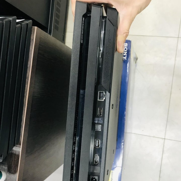 SonyPlayststion 4 pro