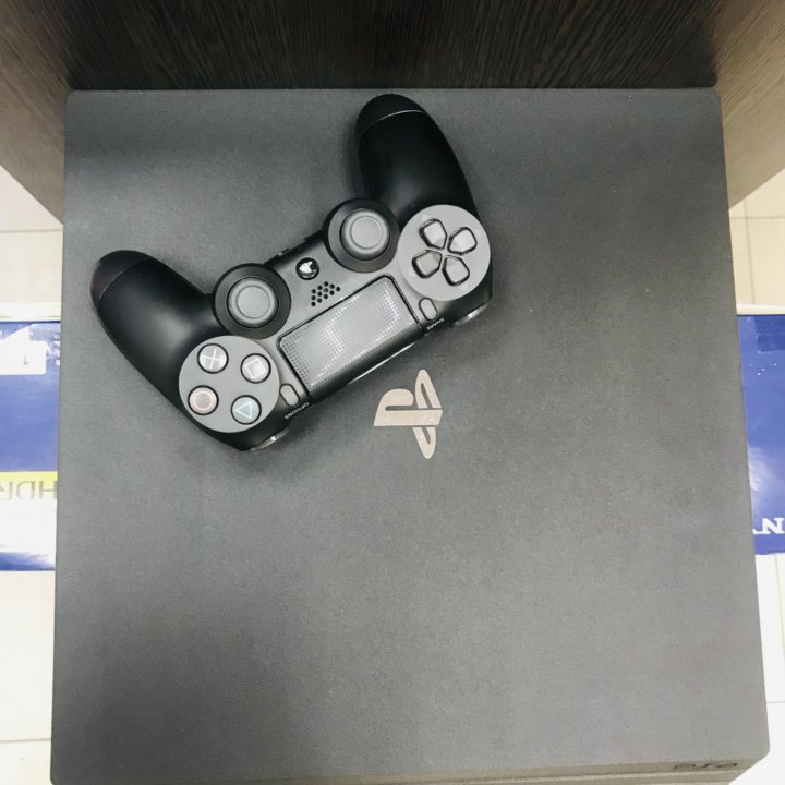 SonyPlayststion 4 pro