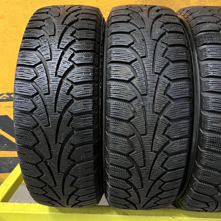 Зимние шины Nokian Nordman RS R15 Один сезон