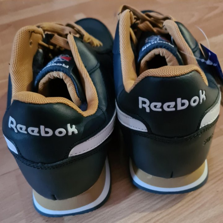 48.49. Кроссовки Reebok