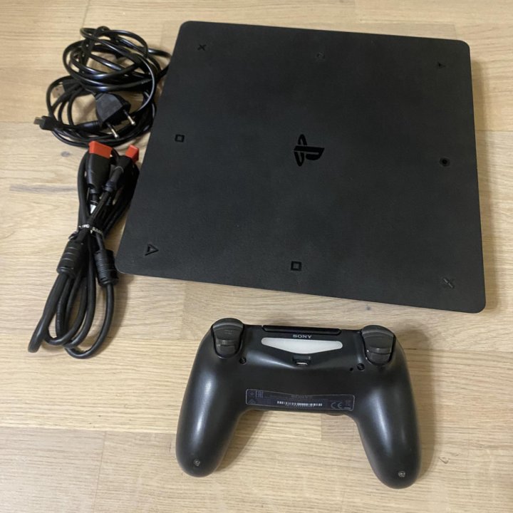 Sony PS4 slim 1 Tb