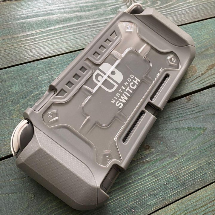 Nintendo Switch Lite + много игр