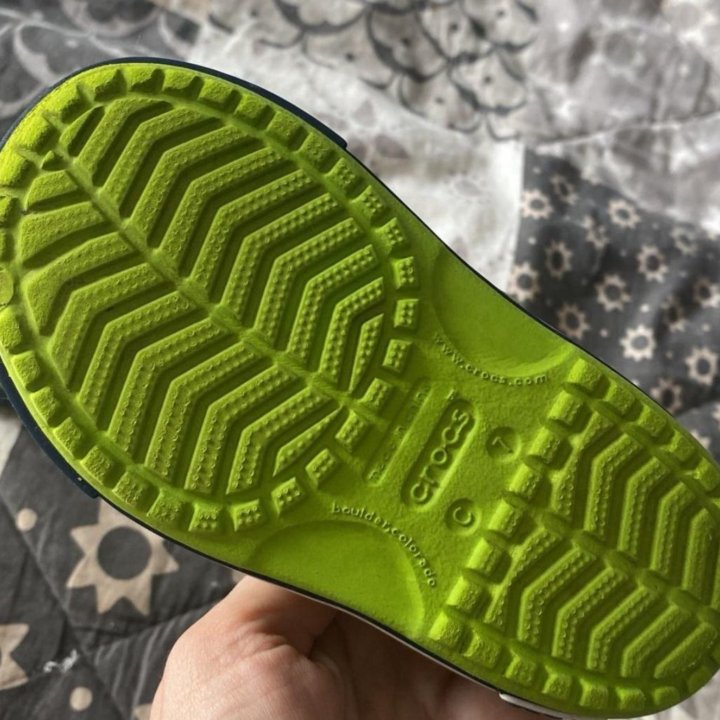 Сандали детские crocs 23 р.