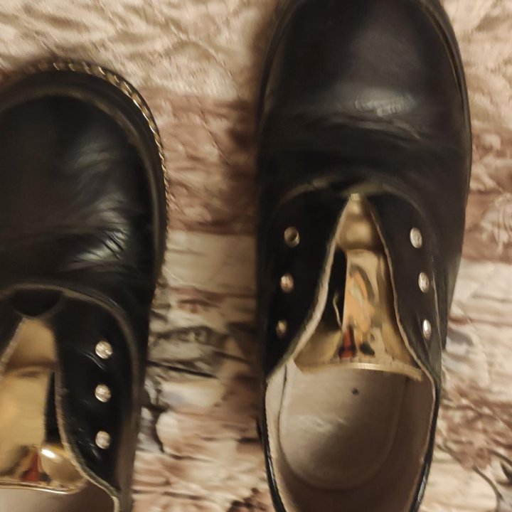 Обувь для девочки 32-33