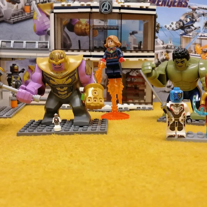 LEGO Marvel Super Heroes 76131 Avengers Битва на б