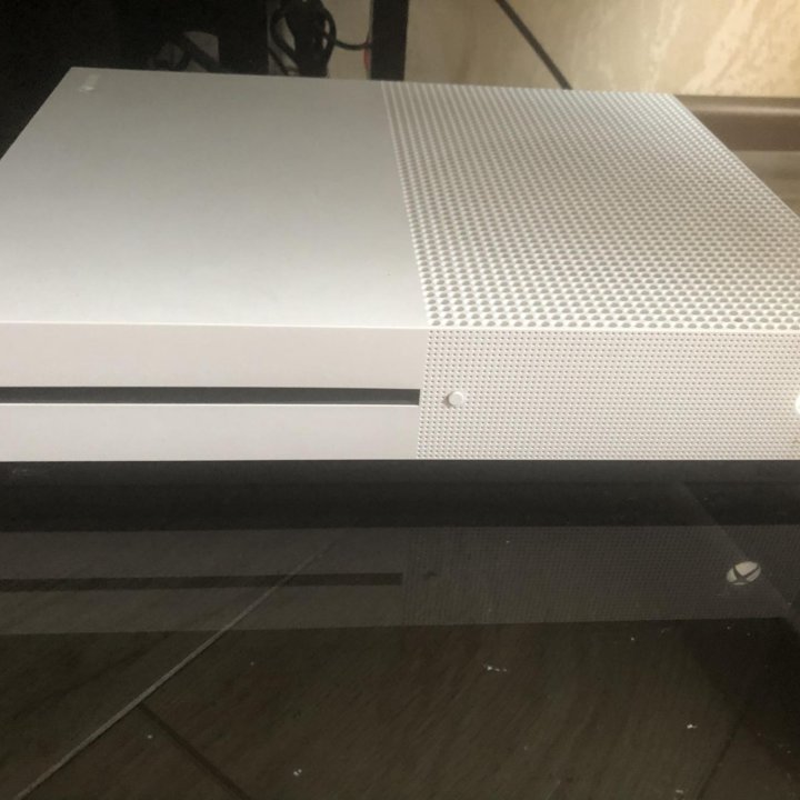 Xbox One S 1Tb