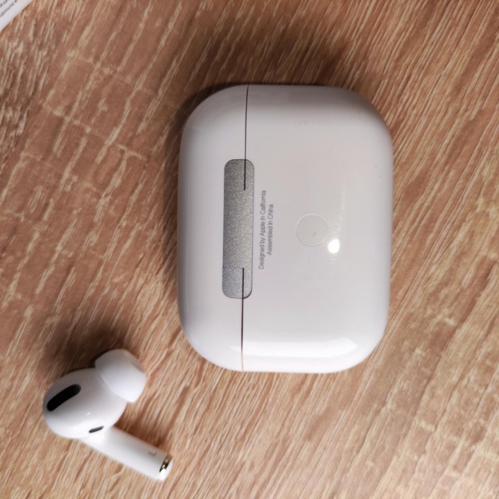 AirPods Pro premium