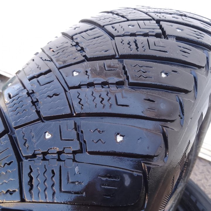 175/70 R14 GOODYEAR ULTRA GRIP ICE ARCTIC