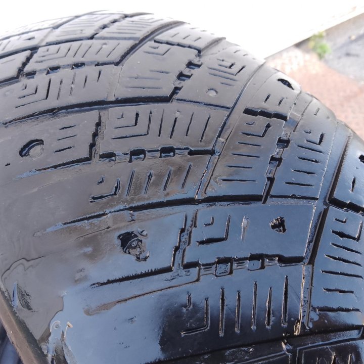 175/70 R14 GOODYEAR ULTRA GRIP ICE ARCTIC