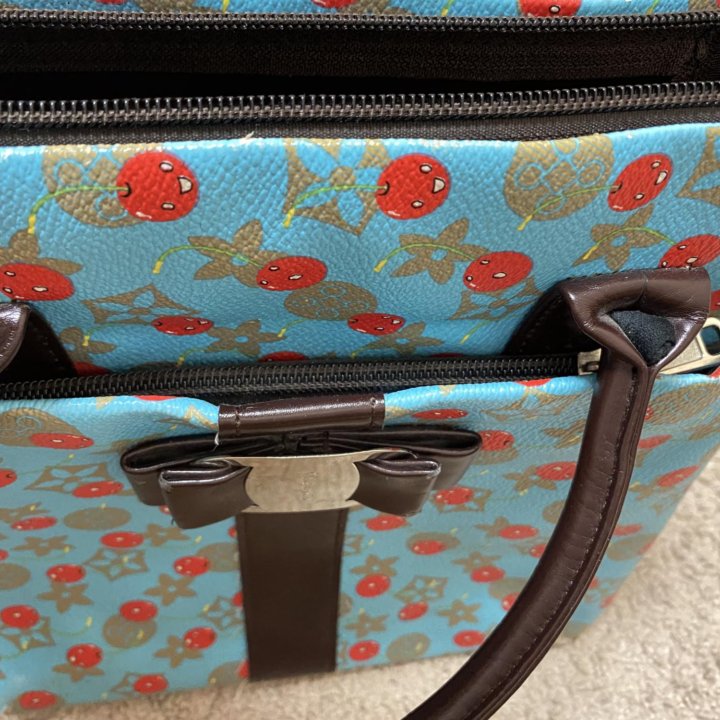 Сумка с вишенками