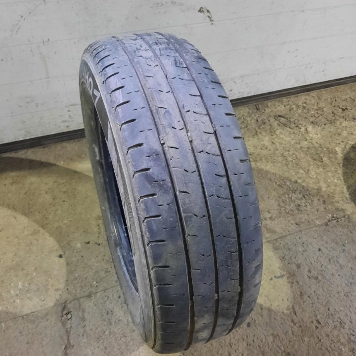 215/70R16С Kumho PorTran KC53 (Лот №4903)