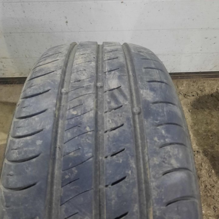 205/55R16 Kumho Ecowing ES01 KH27 (Лот №4880)