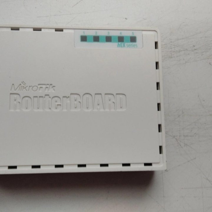 MikroTik hEX lite RB750r2