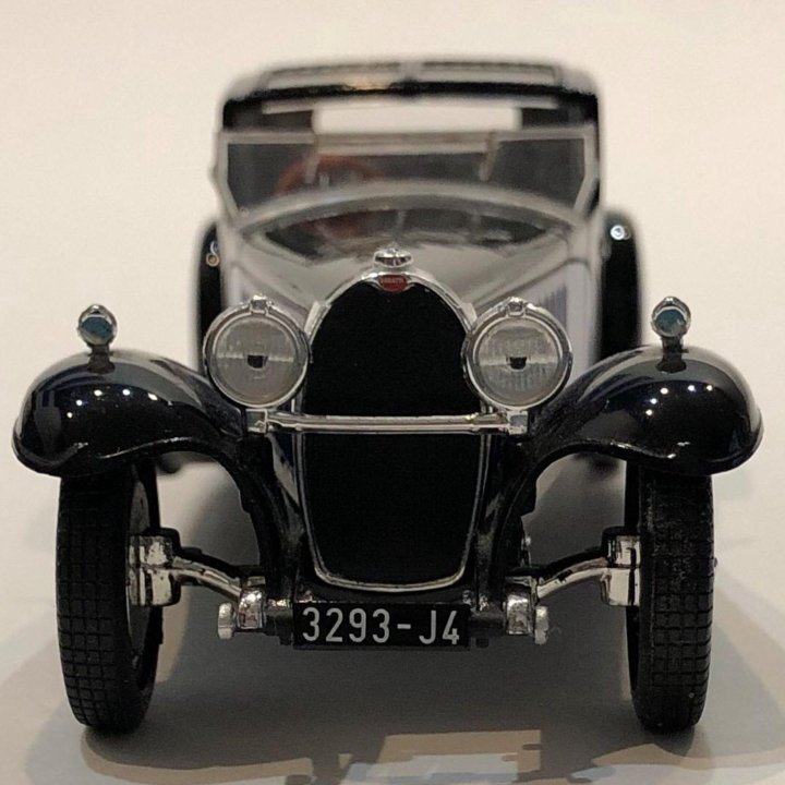 IXO - bugatti Royale Type 41 (1928), black / blue