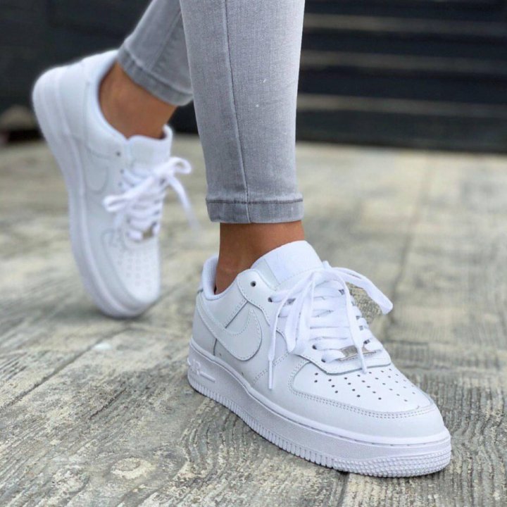 Кроссовки Nike Air Force 1