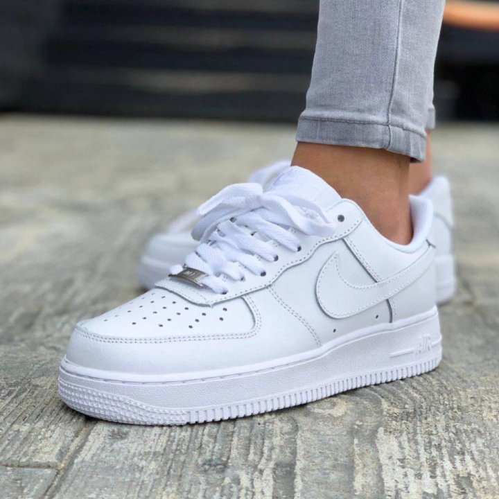 Кроссовки Nike Air Force 1