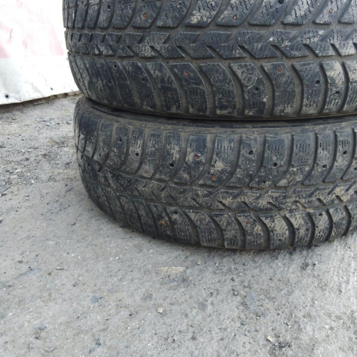 235 /65 R17