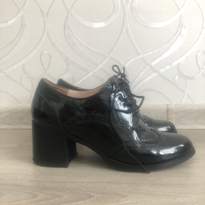 Ботинки Basconi 36