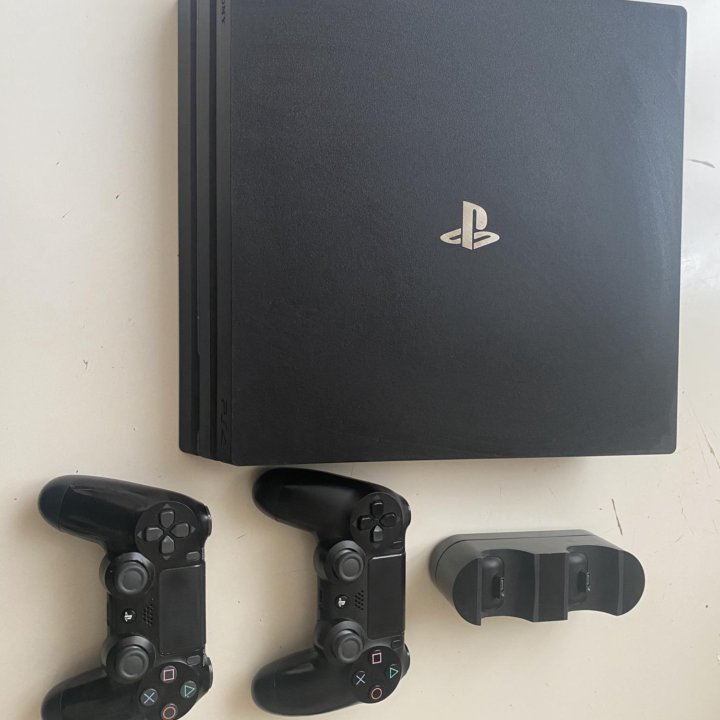 PlayStation 4 Pro 1 TB